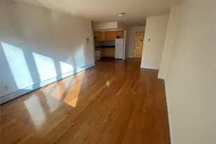 140-26 Cherry Ave, Flushing, NY 11355 - Photo 9