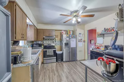 10 Collier Drive E, Carmel, NY 10512 - Photo 9