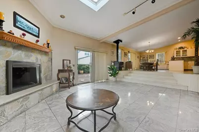 146 Longwood Avenue, Westbury, NY 11590 - Photo 13