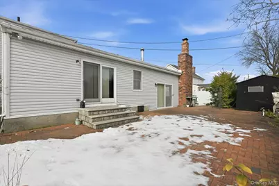 146 Longwood Avenue, Westbury, NY 11590 - Photo 33