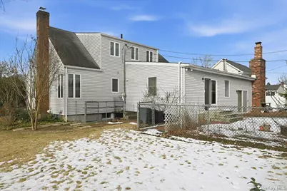 146 Longwood Avenue, Westbury, NY 11590 - Photo 39