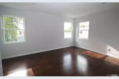 41B Mohegan Avenue, Port Washington, NY 11050 - Photo 9