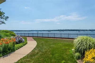 1 Toms Point Lane #apt C Building 1, Port Washington, NY 11050 - Photo 23