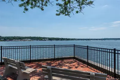 1 Toms Point Lane #apt C Building 1, Port Washington, NY 11050 - Photo 21