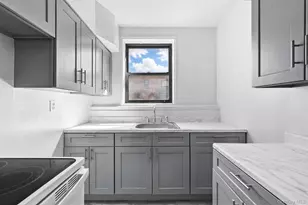 10 N Broadway, White Plains, NY 10601 - Photo 5