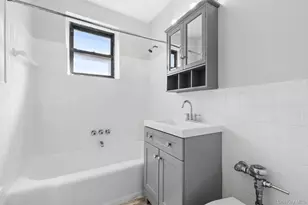 10 N Broadway, White Plains, NY 10601 - Photo 9