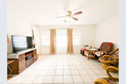 806 Oliver Avenue, Westbury, NY 11590 - Photo 3