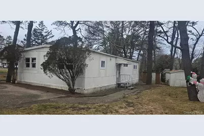 525 Riverleigh Ave Unit 116, Riverhead, NY 11901 - Photo 3