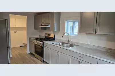 525 Riverleigh Ave Unit 116, Riverhead, NY 11901 - Photo 11