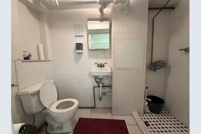 102-05 63rd Road, Forest Hills, NY 11375 - Photo 17