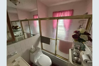 19153 115th Road, Saint Albans, NY 11412 - Photo 15