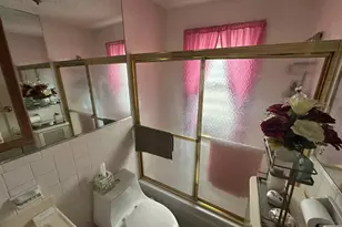 191-53 115th Rd, Saint Albans, NY 11412 - Photo 15