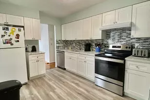 55 Parkway Ave, Amityville, NY 11701 - Photo 3