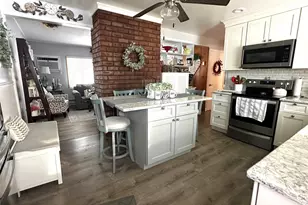 166 Choir Ln E, Westbury, NY 11590 - Photo 3