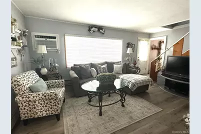 166 Choir Lane E, Westbury, NY 11590 - Photo 9