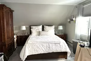 166 Choir Ln E, Westbury, NY 11590 - Photo 29