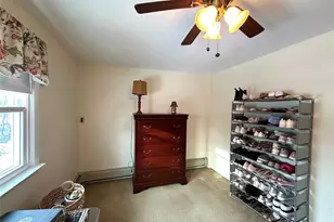 166 Choir Ln E, Westbury, NY 11590 - Photo 33