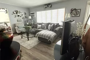 166 Choir Ln E, Westbury, NY 11590 - Photo 13