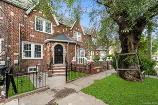 128-05 116th Ave, Ozone Park, NY 11420 - Photo 21