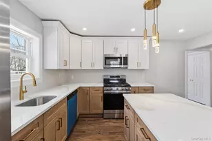 21 Janet Pl, Stony Point, NY 10980 - Photo 11