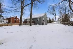 21 Janet Pl, Stony Point, NY 10980 - Photo 3