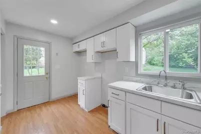 32 Highland Drive, Highland Mills, NY 10930 - Photo 11