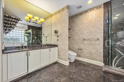 209 Windwatch Drive, Hauppauge, NY 11788 - Photo 21