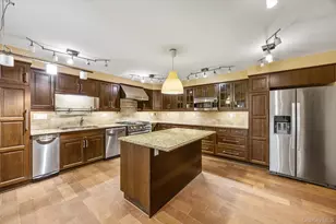 209 Windwatch Dr, Hauppauge, NY 11788 - Photo 41