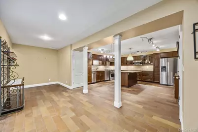 209 Windwatch Drive, Hauppauge, NY 11788 - Photo 39