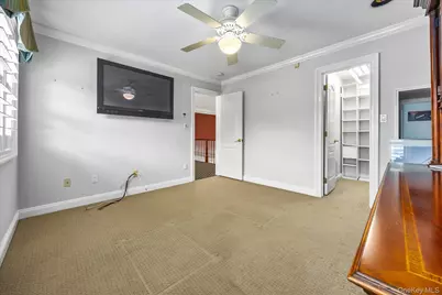 209 Windwatch Drive, Hauppauge, NY 11788 - Photo 33