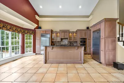 209 Windwatch Drive, Hauppauge, NY 11788 - Photo 11