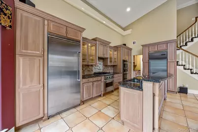 209 Windwatch Drive, Hauppauge, NY 11788 - Photo 13