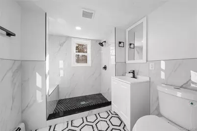 78 Carr Lane, Coram, NY 11727 - Photo 15