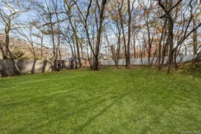 78 Carr Lane, Coram, NY 11727 - Photo 19