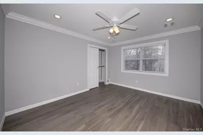 1804 Saddle Rock Road #1804, Holbrook, NY 11741 - Photo 9