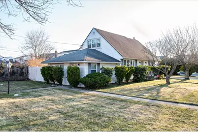 1 Salem, Hicksville, NY 11801 - Photo 3