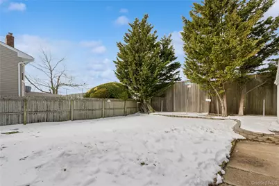 4274 Broadway, Island Park, NY 11558 - Photo 29