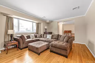 111 Cocks Ln, Locust Valley, NY 11560 - Photo 5