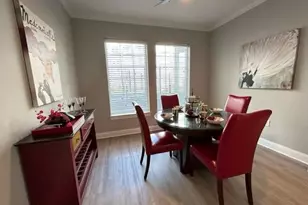 75 E Hoffman Ave, Lindenhurst, NY 11757 - Photo 9