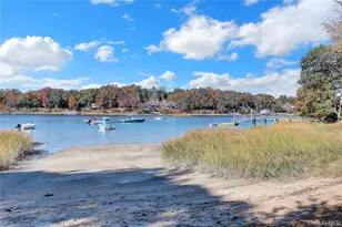 5 Cedar Ln, Setauket, NY 11733 - Photo 35