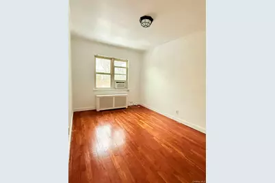 60-46 83rd Place, Middle Village, NY 11379 - Photo 9