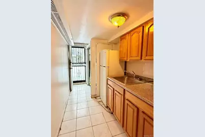 60-46 83rd Place, Middle Village, NY 11379 - Photo 11