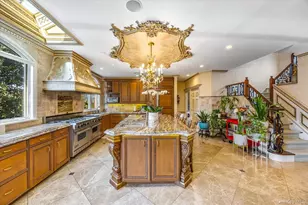 10 Hemlock Dr, Great Neck, NY 11024 - Photo 21