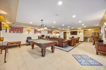 10 Hemlock Drive, Great Neck, NY 11024 - Photo 31