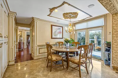 10 Hemlock Drive, Great Neck, NY 11024 - Photo 19