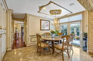 10 Hemlock Dr, Great Neck, NY 11024 - Photo 19