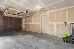 113 Foxwood Cir, Mount Kisco, NY 10549 - Photo 11