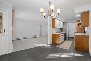 113 Foxwood Cir, Mount Kisco, NY 10549 - Photo 3