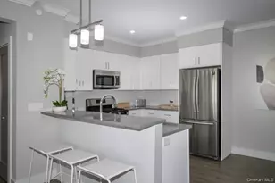 75 Circle Dr, Central Islip, NY 11722 - Photo 3