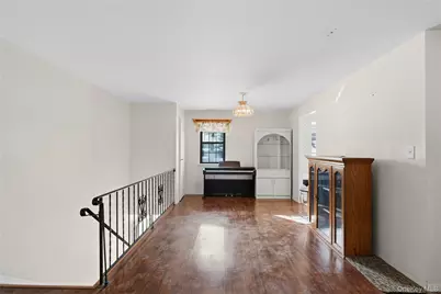 19 Newbrook #19, Bay Shore, NY 11706 - Photo 11